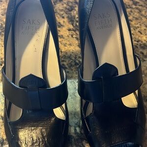 Saks Fifth Avenue Black Heels